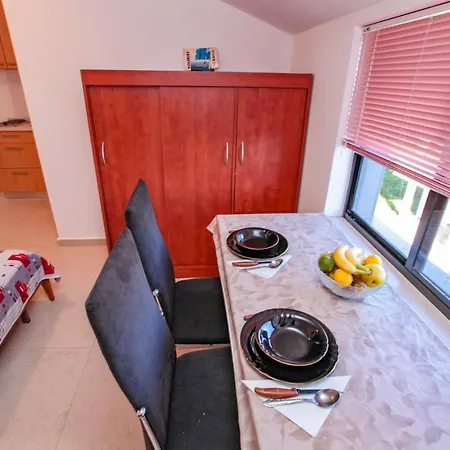 Perunika Apartment Sukošan