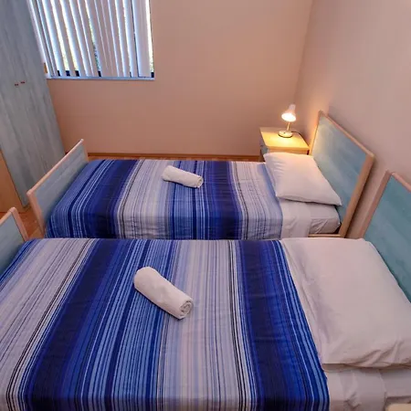Appartement Perunika *