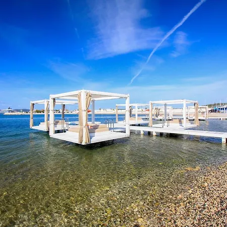 Apartman Perunika Sukošan