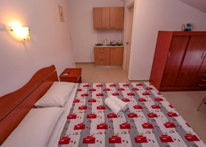 Perunika Апартаменты