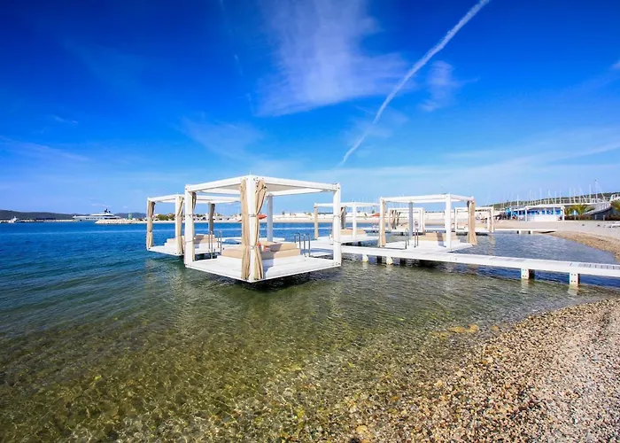 Апартаменты Perunika Сукошан